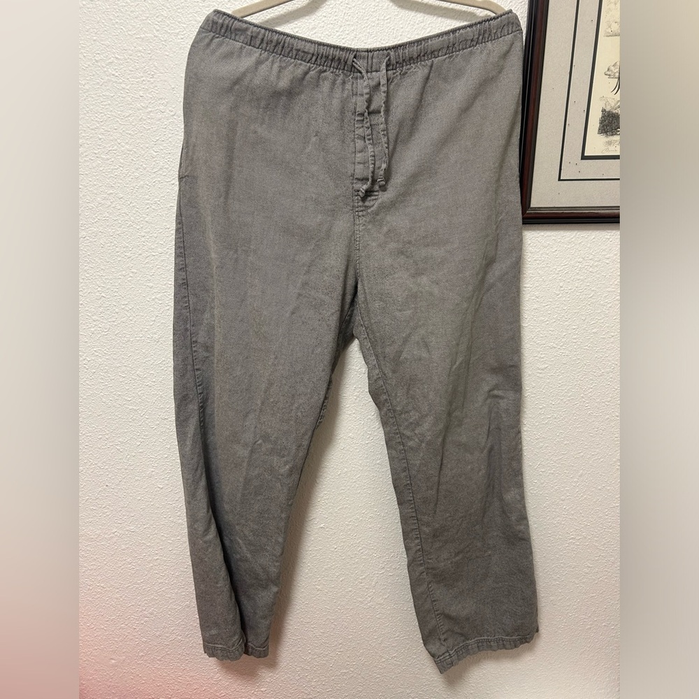 Garnet Hill Cropped Elastic-Waist Pants in Gray